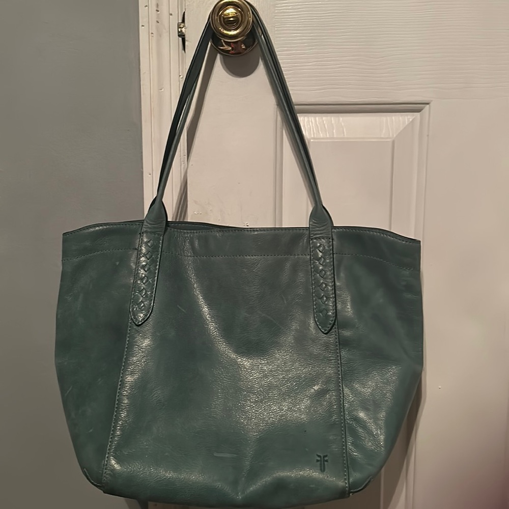 Frye Sky color purse